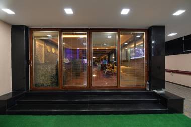 Hotel Sampath
