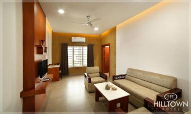 Kgees - Hill Town Hotel