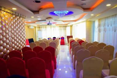 Hyders Park The Business Hotel