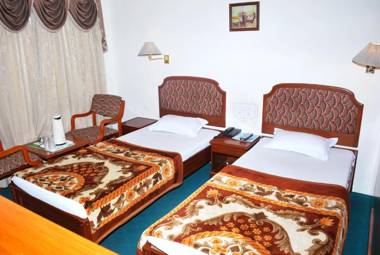 Hotel Yadgar