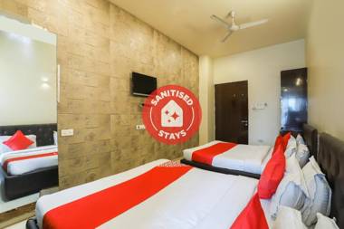 OYO 71730 Hotel Marigold