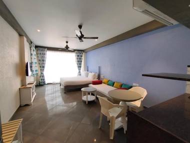 Bougainvilla Apartment