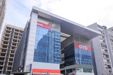 OYO 74642 Hotel Rajmandir