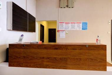 OYO 74642 Hotel Rajmandir