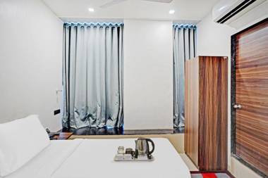 OYO Townhouse 554 Hotel Lotus