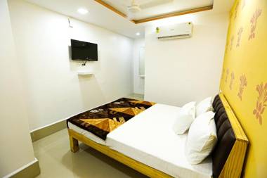 HOTEL GOLDEN CITY