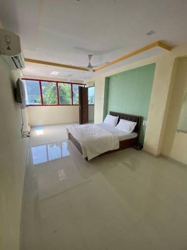 OYO 90390 Hotel Intercity