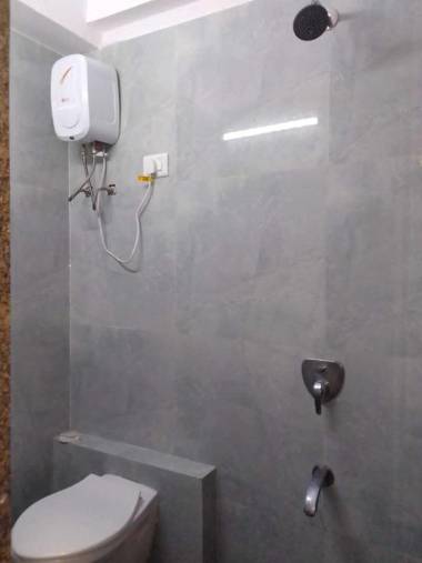 POP 91550 Hotel Apple Inn