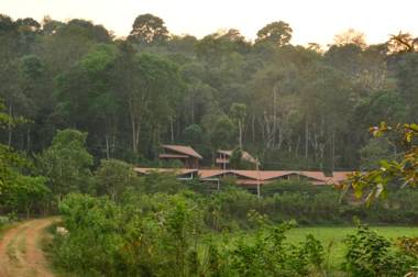 Estate Stay - Riverside Coffee