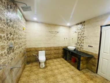 STAYMAKER Lake Residency