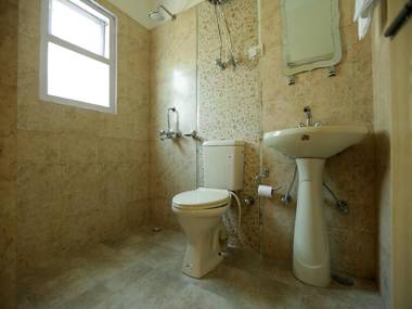 Kufri Holiday Resort - Kufri