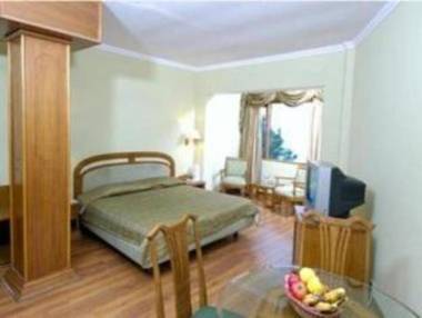 Kufri Holiday Resort - Kufri