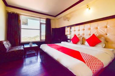 OYO 10692 Hotel Shubham