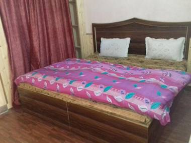 Delightful Stay between the valley