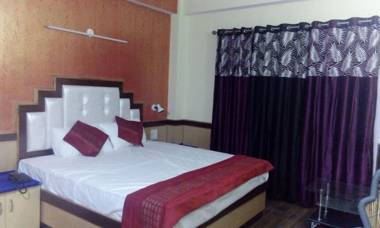 Gun Gun Palace Homestay