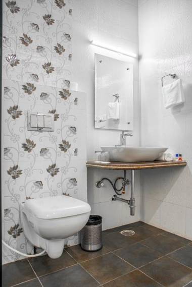 Echor - The Koti Village Resort Kufri