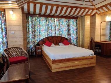 Hotel Pineview Shimla