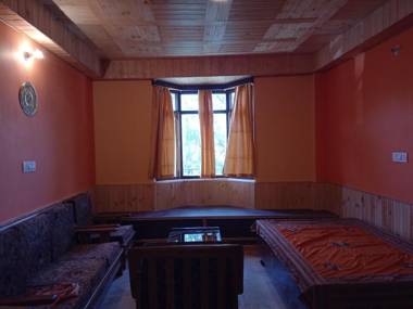 Pine view Homestay (b& b)