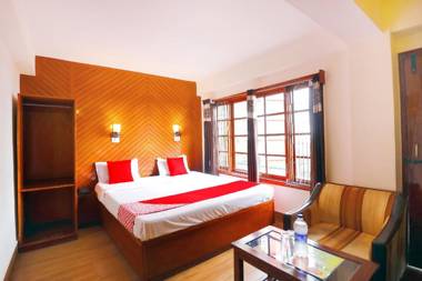 OYO 45337 Hotel Woodland