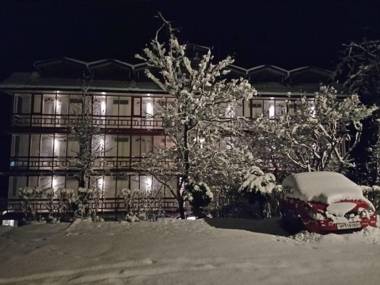 Evolve Nature Resort Baldeyan Naldehra Shimla
