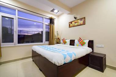 OYO 78241 SAM VILLA Studio