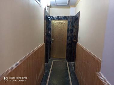 Goroomgo King Palace Shimla