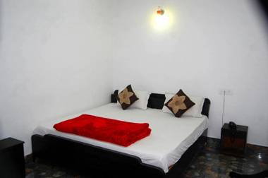 Goroomgo Divine Hills Shimla