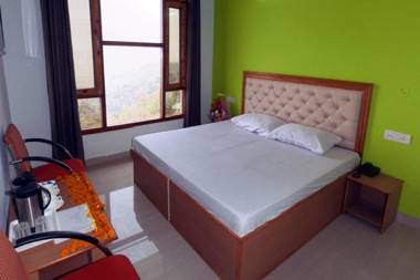 Goroomgo Divine Hills Shimla