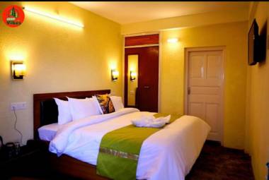 Goroomgo Jakhoo Vibes Shimla