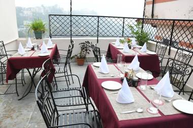 Auckland Hotel and Restaurant