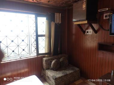 New Malook hotelMall RoadNear Domino's Pizza