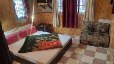 New Malook hotelMall RoadNear Domino's Pizza