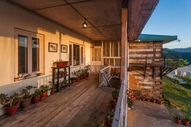 Bara Bungalow Thanedhar Estate