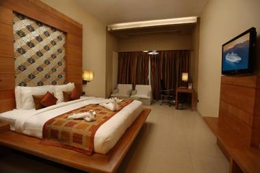 Grand Estancia Salem