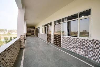 Capital O 70965 Sudhir Hotel And Banquet