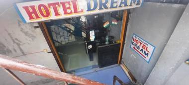 OYO 82321 Hotel Dream