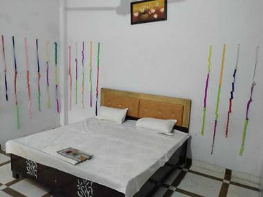 OYO 87801 Hotel Everyday