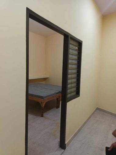 SPOT ON 91043 Unique Restaurant