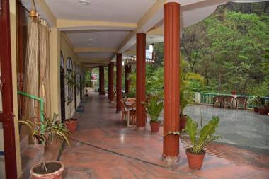 Rishikesh Sadan A Yoga and Spritual Retreat
