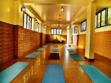 Hotel Nirvana Palace