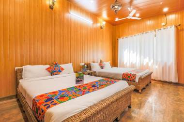 OYO 12212 Crazy Door