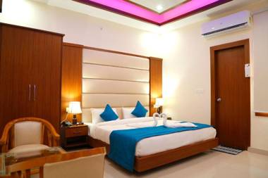 Kamay The Grand Alova