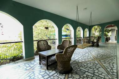 Swiss Cottage and Spa by Salvus