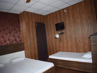 Hotel Hare Rama (Free Yoga)