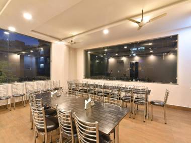 Capital O 35949 Yogasthali Inn Hotel And Spa