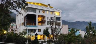 Moustache Rishikesh Luxuria