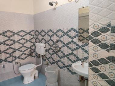 MVT Guesthouse & Restaurant (Rishikesh)