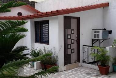 Goroomgo Sonu Guest House Rishikesh