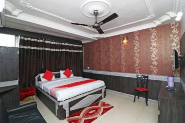 OYO 40815 Krish Residency