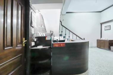 OYO Flagship 71757 Aditya Inn